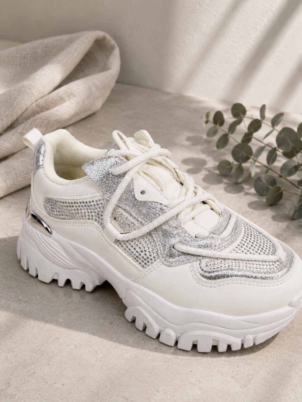 Elegant Cream and Gold Women's Sneakers